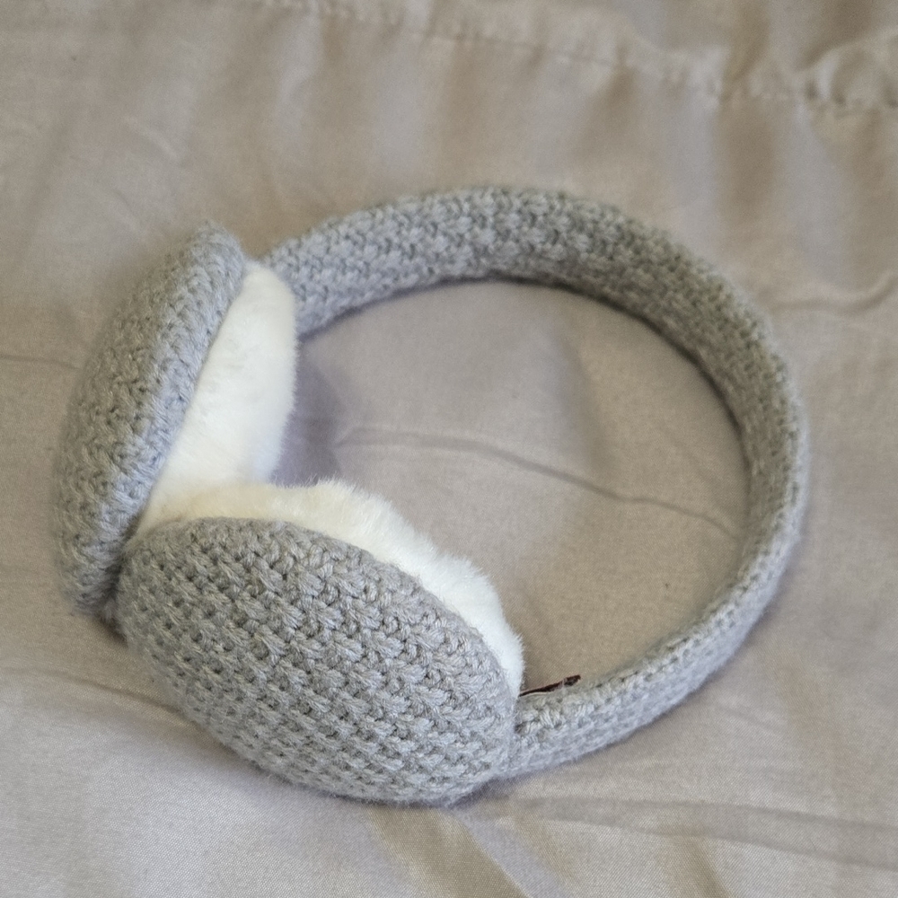 3 For 9$ SO Cozy Gray Earmuffs with Soft White Trim